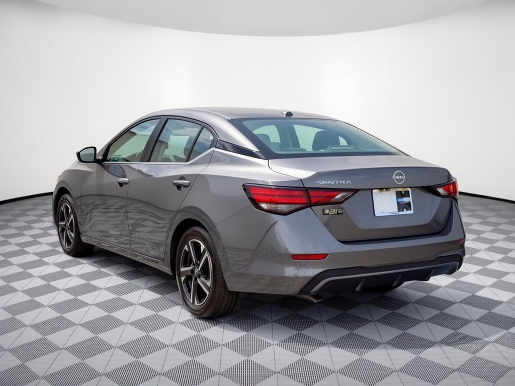 Used 2025 Nissan Sentra SV FWD image 3