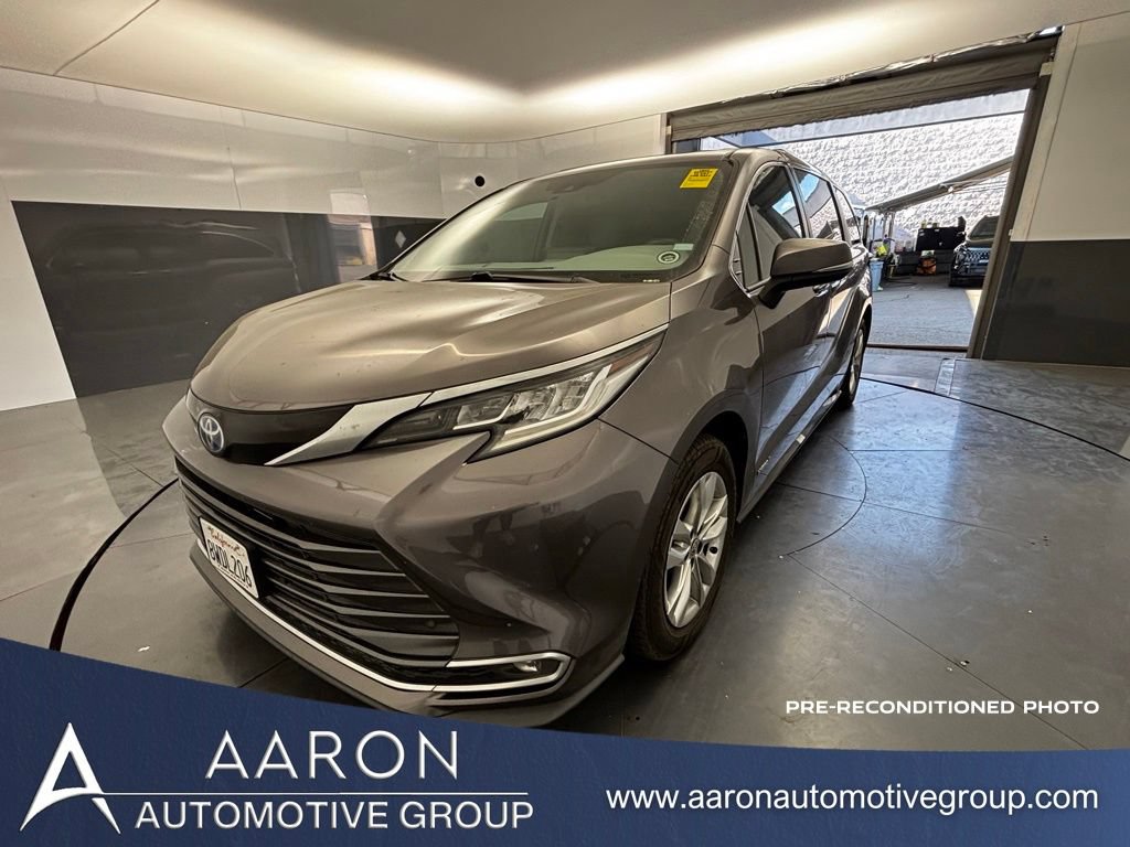 Used 2021 Toyota Sienna Limited