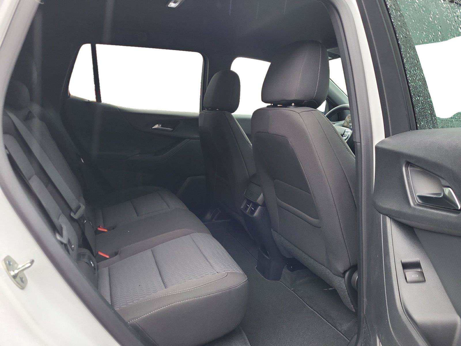 Used 2026 Chevrolet Equinox LT FWD image 23