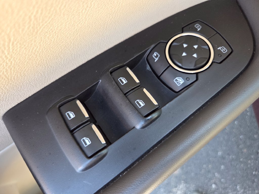 Used 2019 Lincoln Nautilus Reserve w/ Cargo Utility Package AWD/4WD image 35