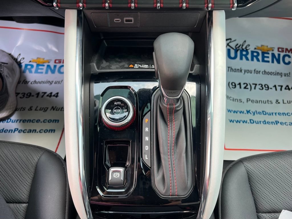 Used 2025 GMC Canyon AT4 w/ AT4X Package AWD/4WD image 18