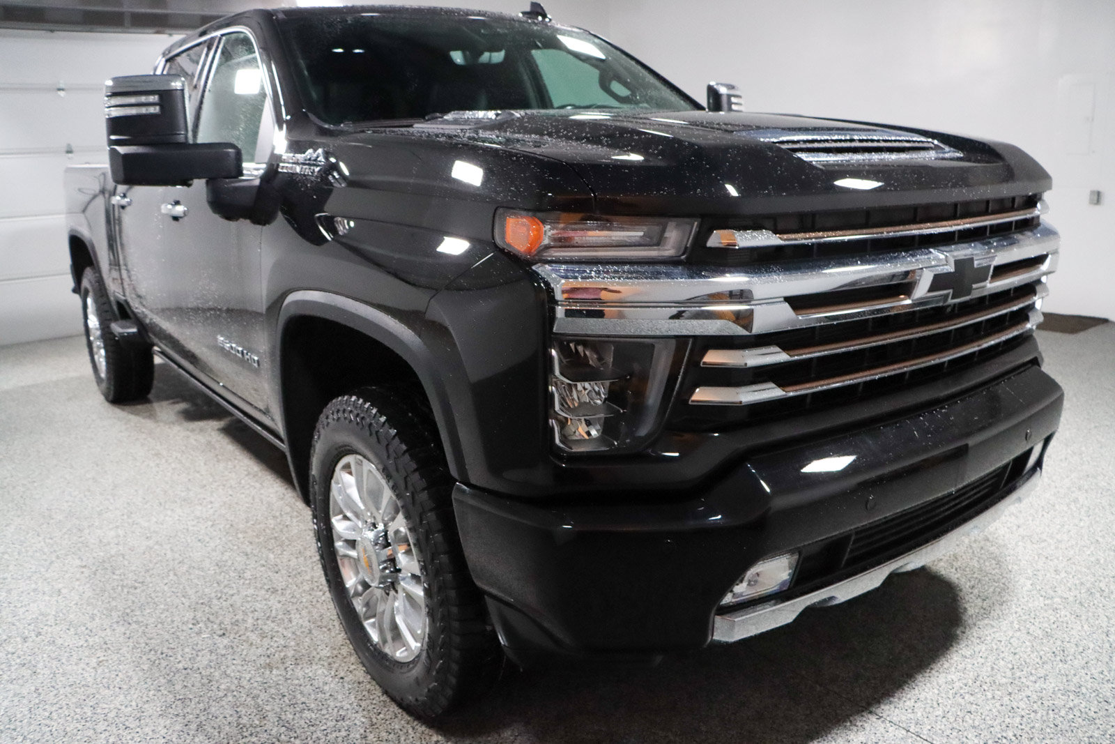 Used 2021 Chevrolet Silverado 2500 High Country w/ Z71 Off-Road Package AWD/4WD image 5