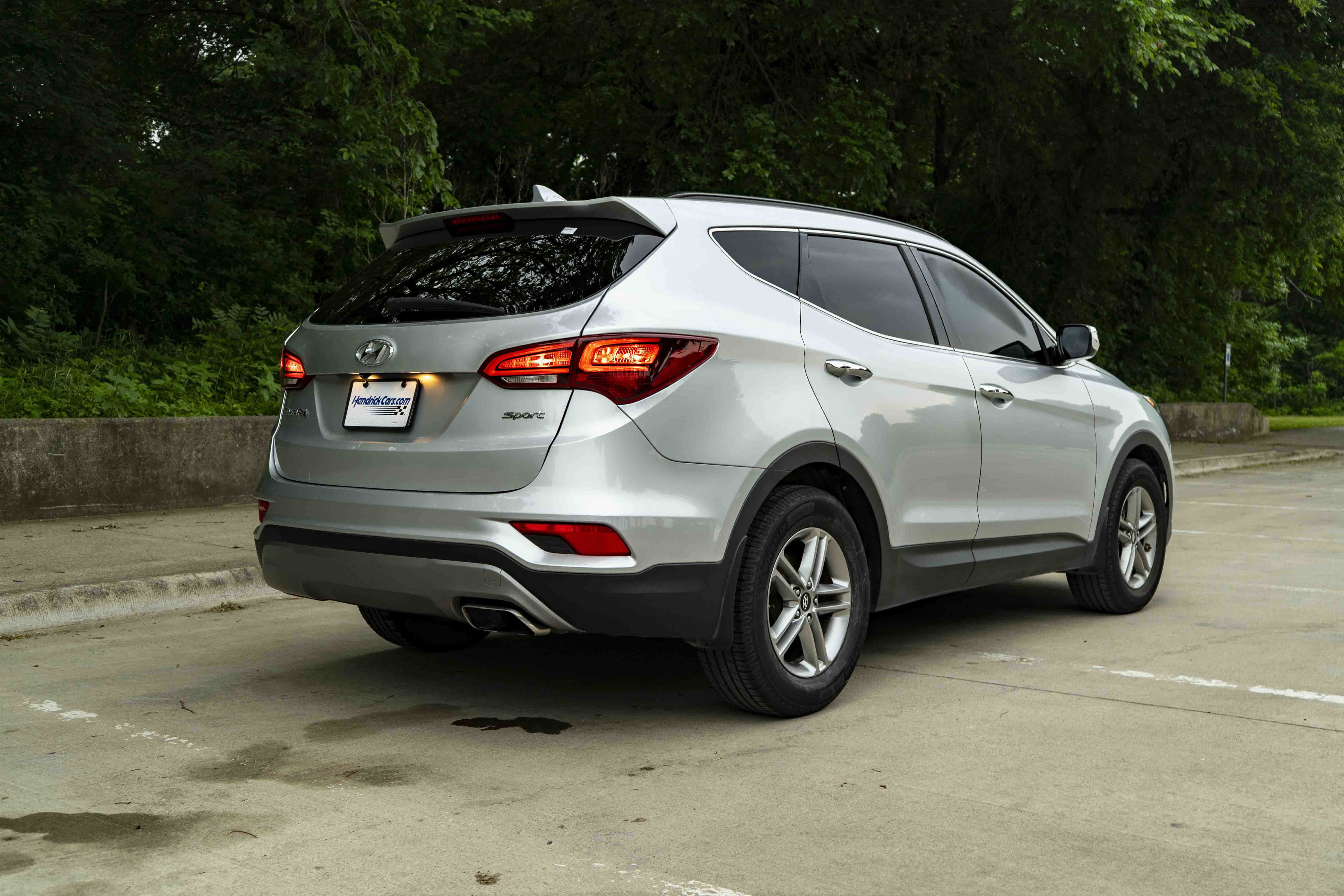Used 2017 Hyundai Santa Fe Sport FWD image 8