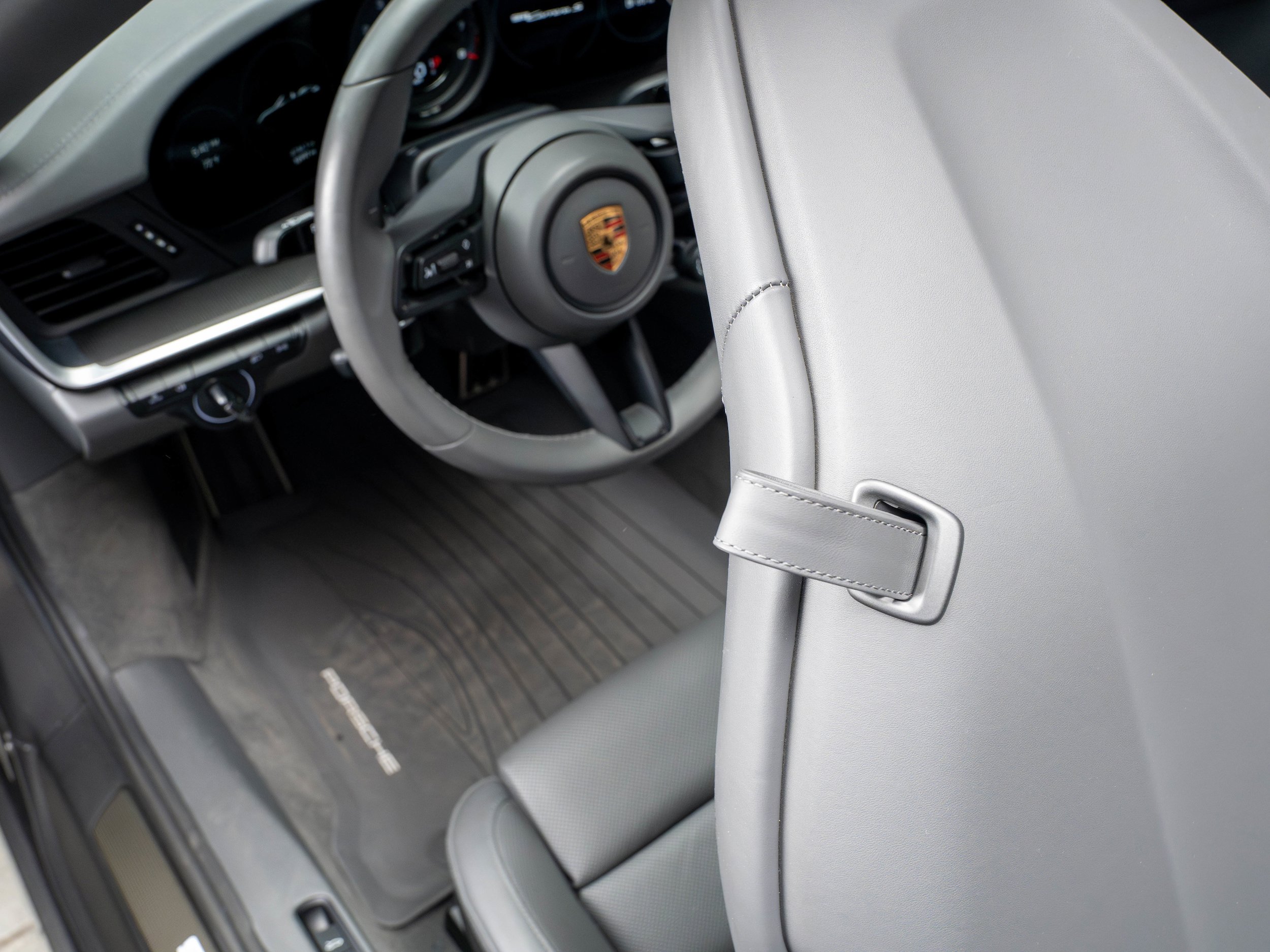 Certified 2022 Porsche 911 Carrera S RWD image 45
