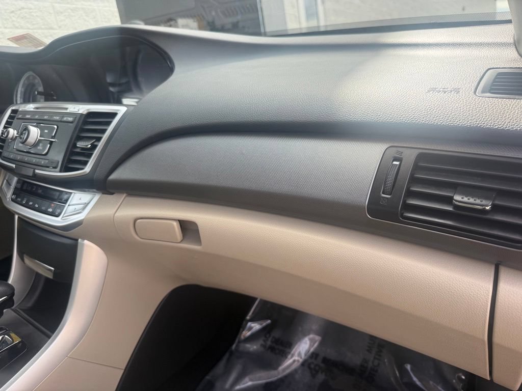Used 2014 Honda Accord LX image 42