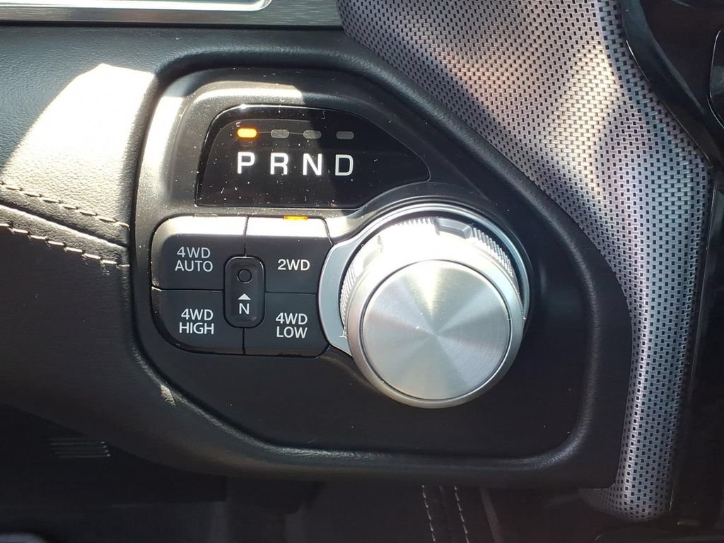 Used 2019 RAM 1500 Limited AWD/4WD image 8