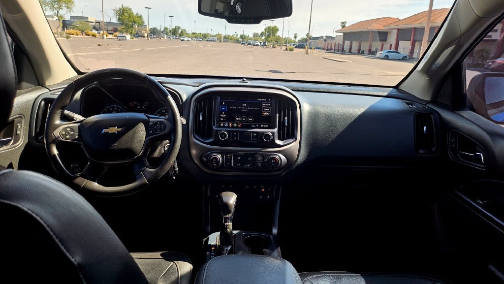 Used 2022 Chevrolet Colorado Z71 w/ Trail Boss Package AWD/4WD image 31