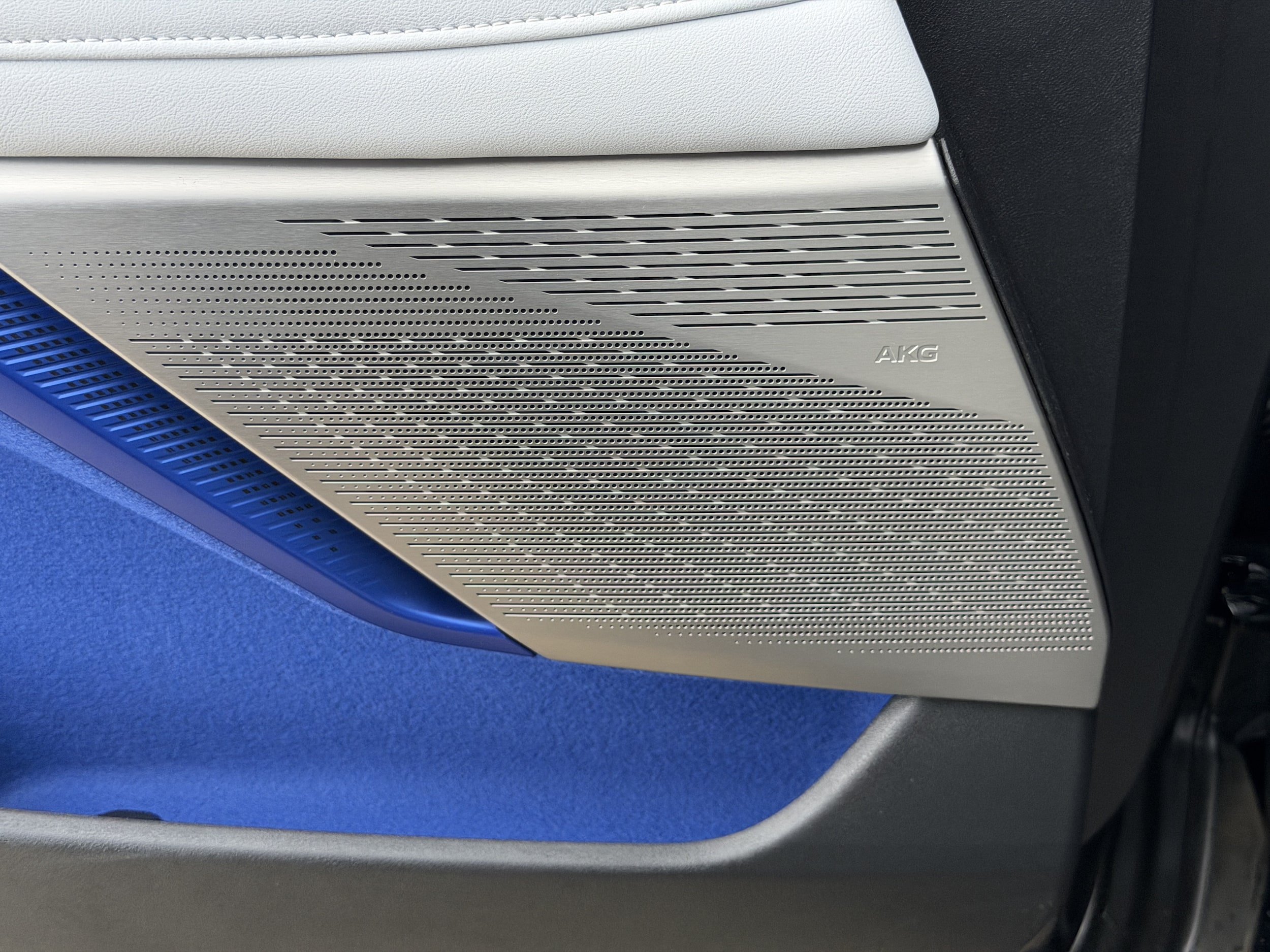 New 2026 Cadillac Optiq Luxury 1 RWD image 19