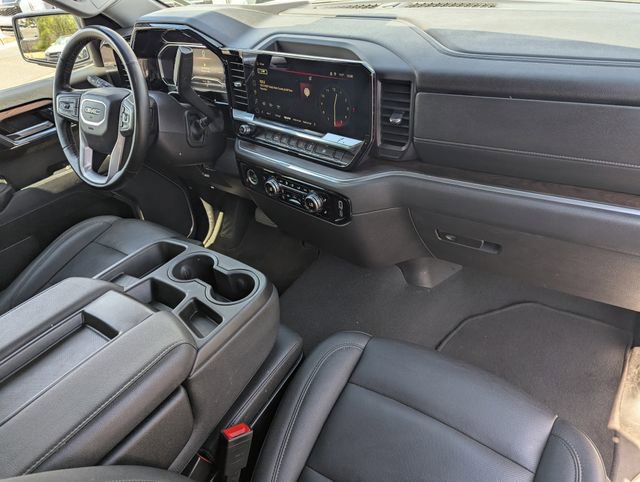 Used 2024 GMC Sierra 1500 SLT image 12