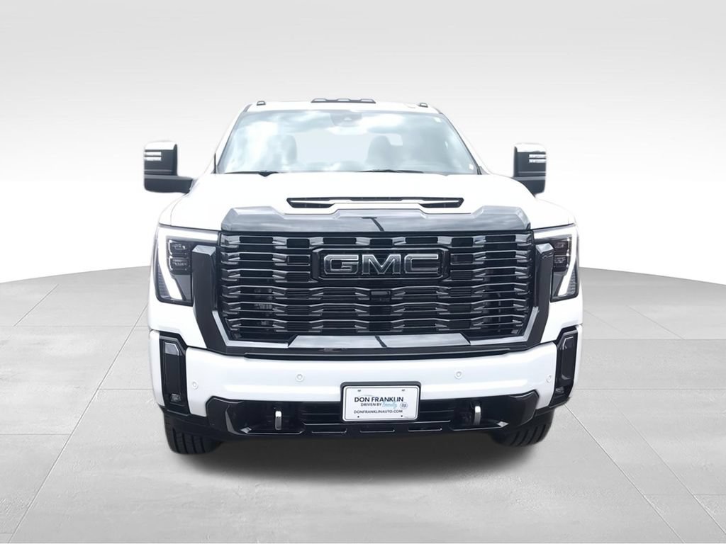 Used 2024 GMC Sierra 3500 Denali Ultimate AWD/4WD image 3