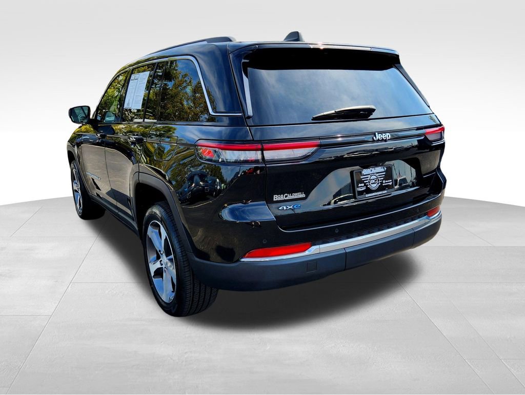 Used 2022 Jeep Grand Cherokee Limited 4xe image 5