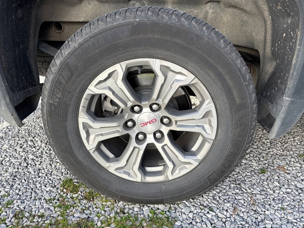 Used 2025 GMC Sierra 1500 SLT image 7