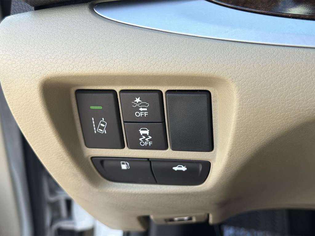 Used 2019 Acura TLX w/ Technology Package FWD image 16