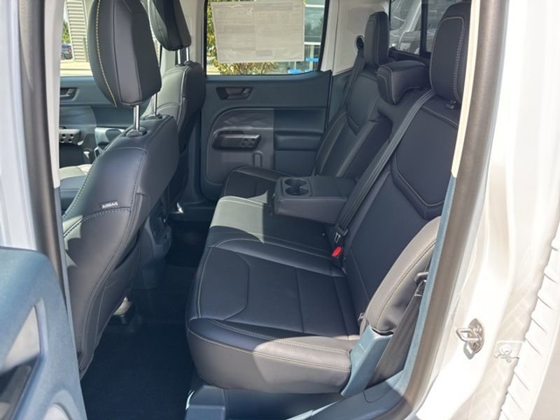 New 2025 Ford Maverick Lobo image 21