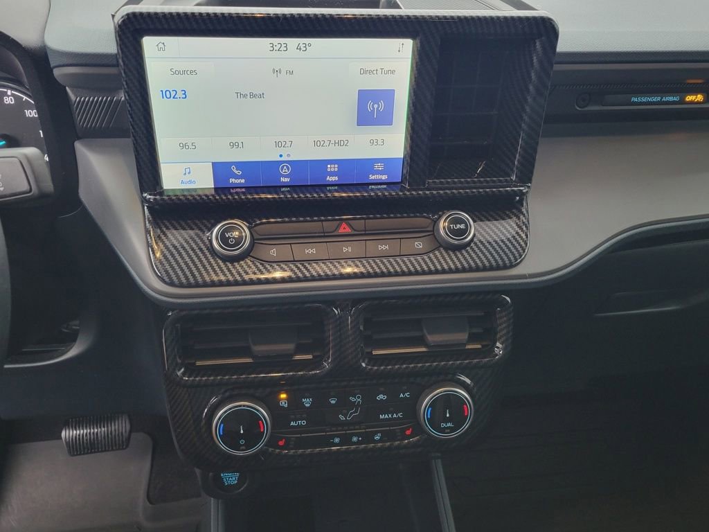 Certified 2024 Ford Maverick Lariat w/ Black Appearance Package image 23