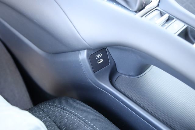 New 2026 Honda HR-V LX image 23