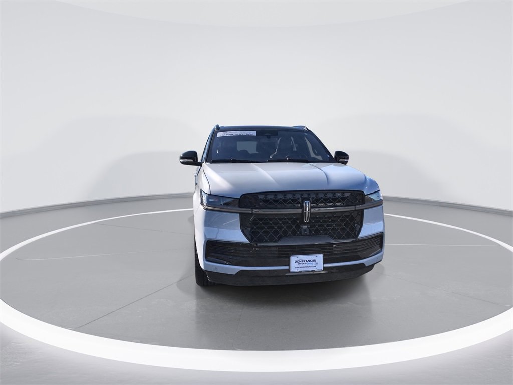 Used 2025 Lincoln Navigator L Black Label image 3
