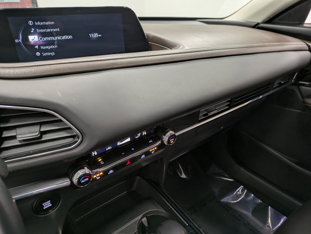 Used 2020 MAZDA CX-30 AWD w/ Premium Package image 11