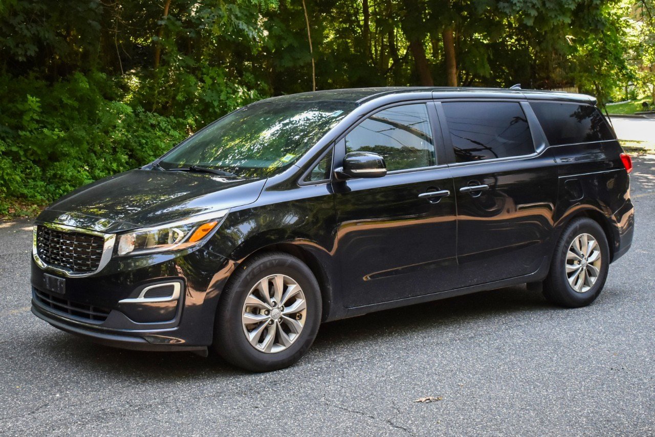 Used 2021 Kia Sedona LX FWD image 3
