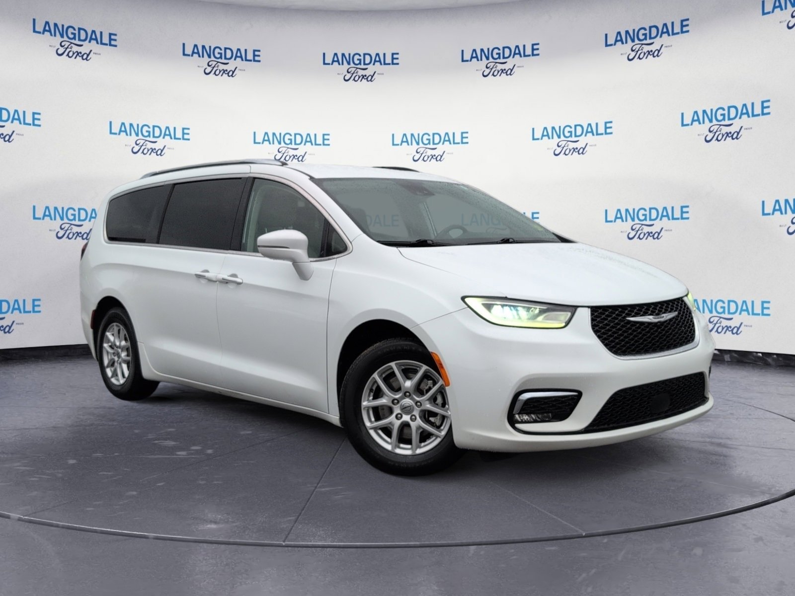 Used 2021 Chrysler Pacifica Touring-L