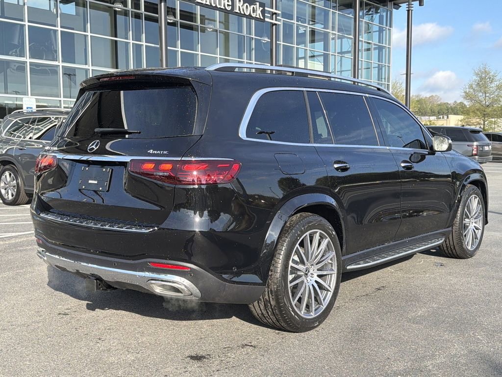 New 2026 Mercedes-Benz GLS 580 4MATIC image 3