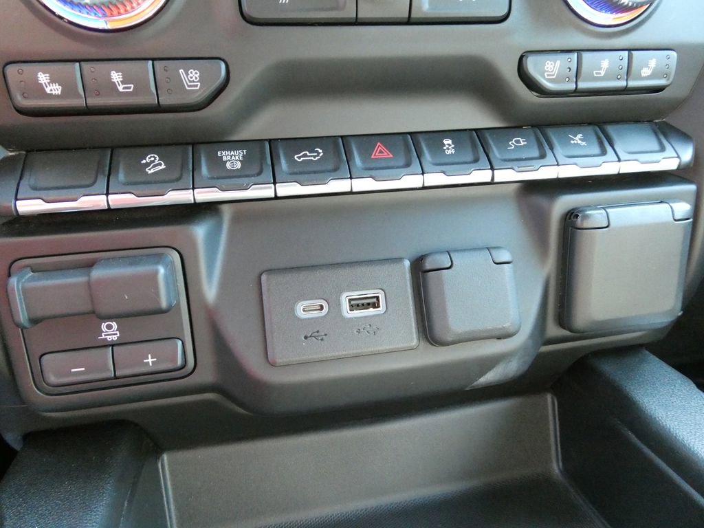 Used 2023 GMC Sierra 2500 AT4 w/ Gooseneck/5TH Wheel Package image 29