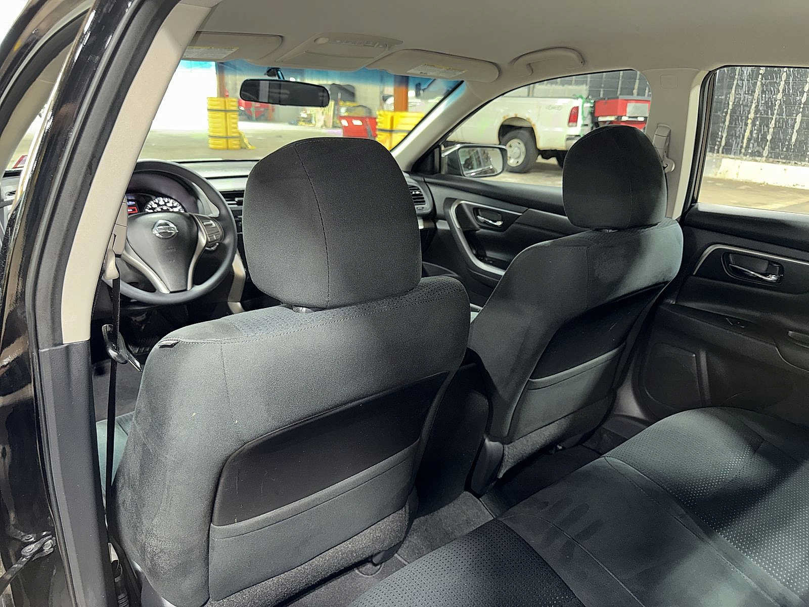 Used 2015 Nissan Altima 2.5 S w/ Power Driver Seat Package FWD image 26