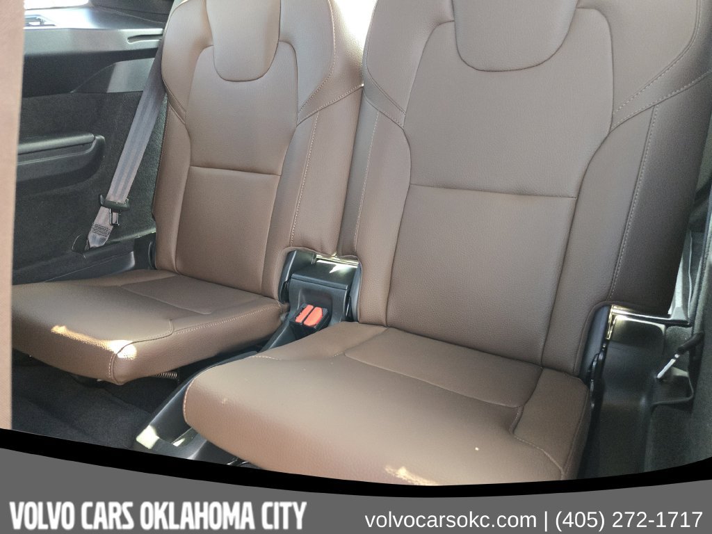 Certified 2023 Volvo XC90 B6 Plus w/ Protection Package Premier AWD/4WD image 32