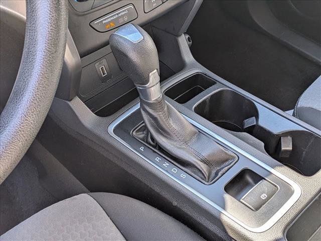 Used 2017 Ford Escape SE image 16
