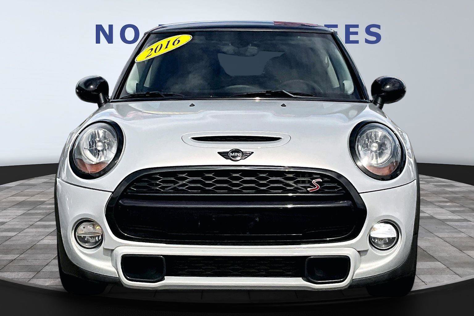 Used 2016 MINI Cooper S image 2
