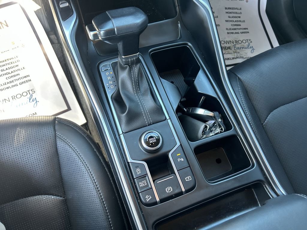 Used 2025 Kia Sorento S FWD image 26
