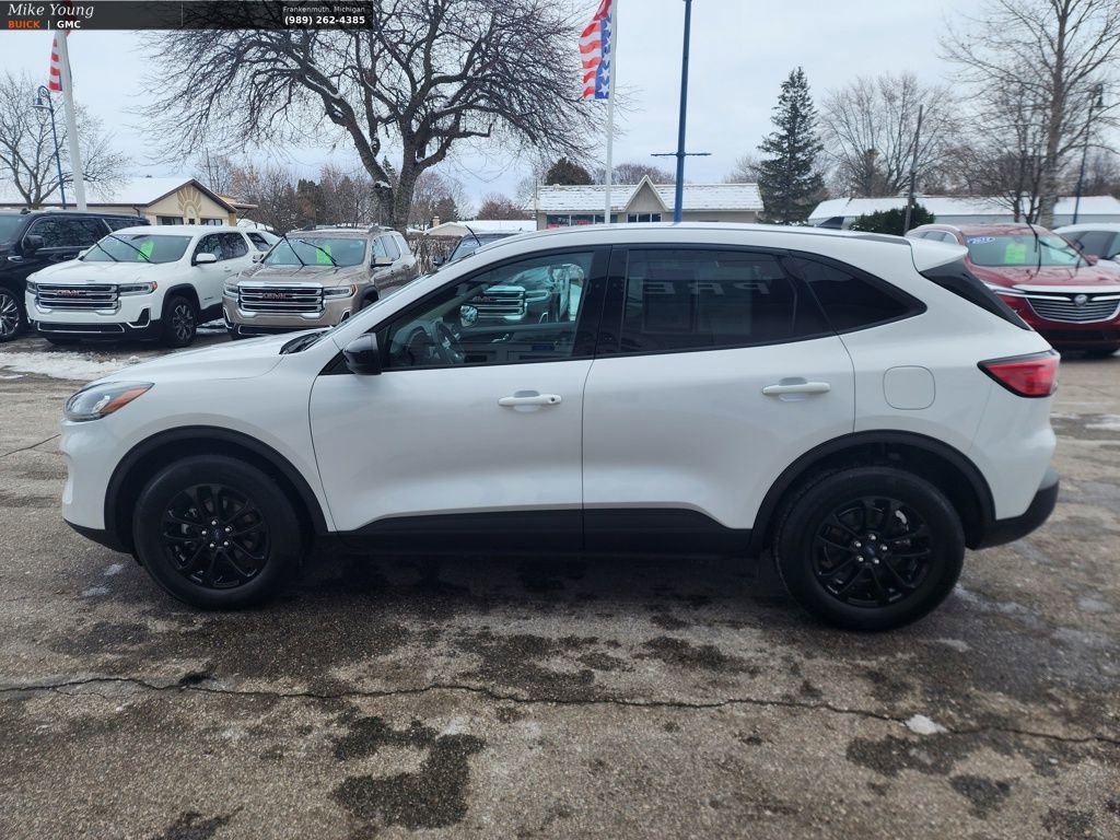 Used 2020 Ford Escape SE Sport image 8