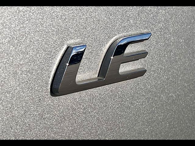 Used 2023 Toyota Corolla Cross LE FWD image 9