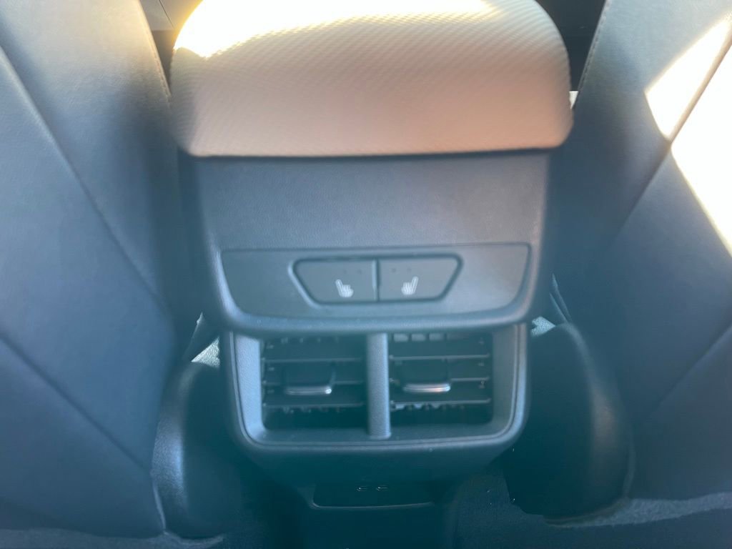 New 2026 Chevrolet Equinox ACTIV w/ Convenience Package III image 26