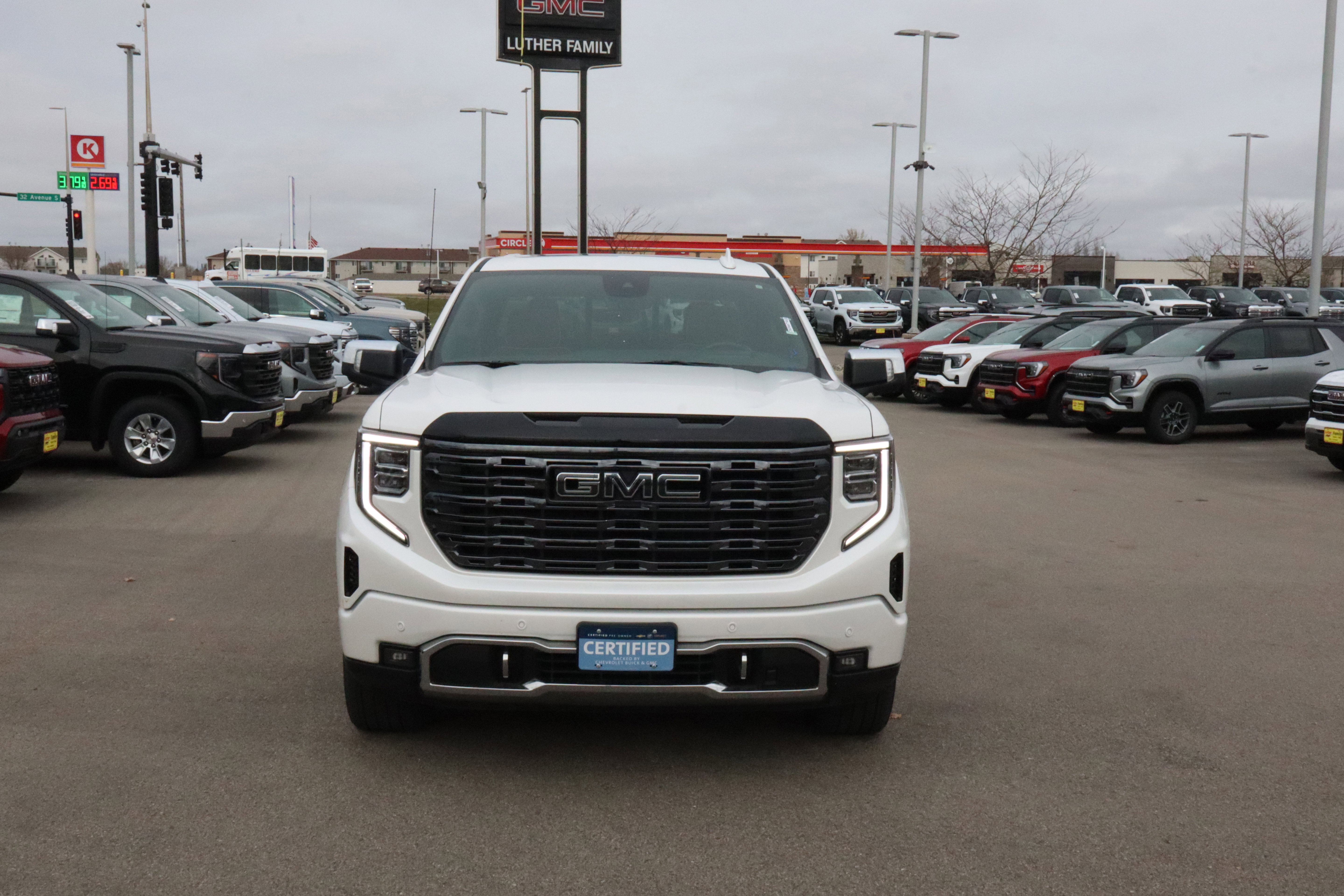 Certified 2025 GMC Sierra 1500 Denali Ultimate image 2