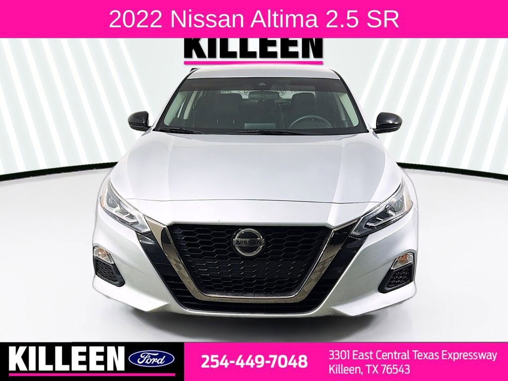Used 2022 Nissan Altima 2.5 SR image 2
