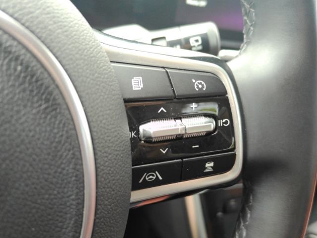 Used 2024 Kia Carnival SX Prestige image 47