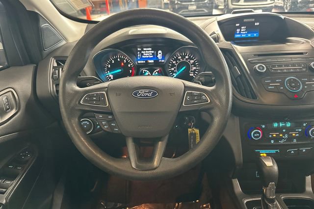 Used 2017 Ford Escape SE image 17
