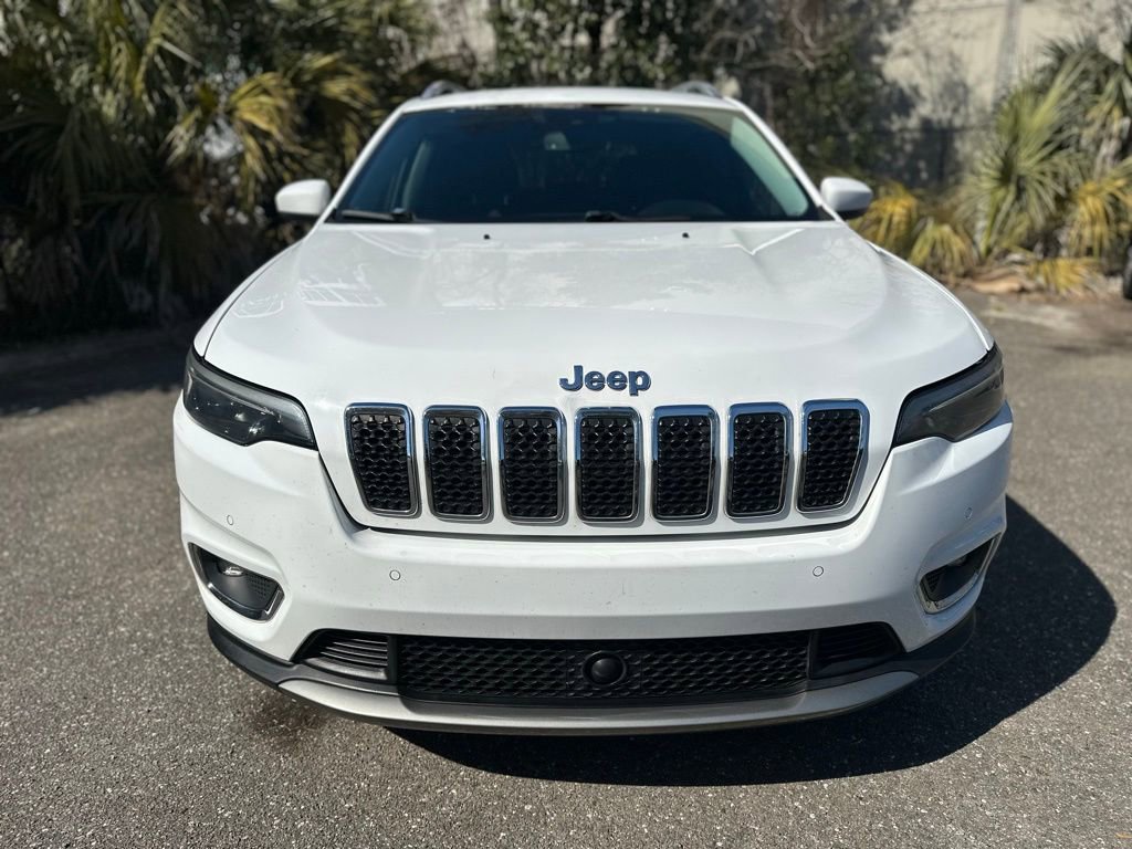 Used 2019 Jeep Cherokee Limited w/ Technology Group FWD image 3