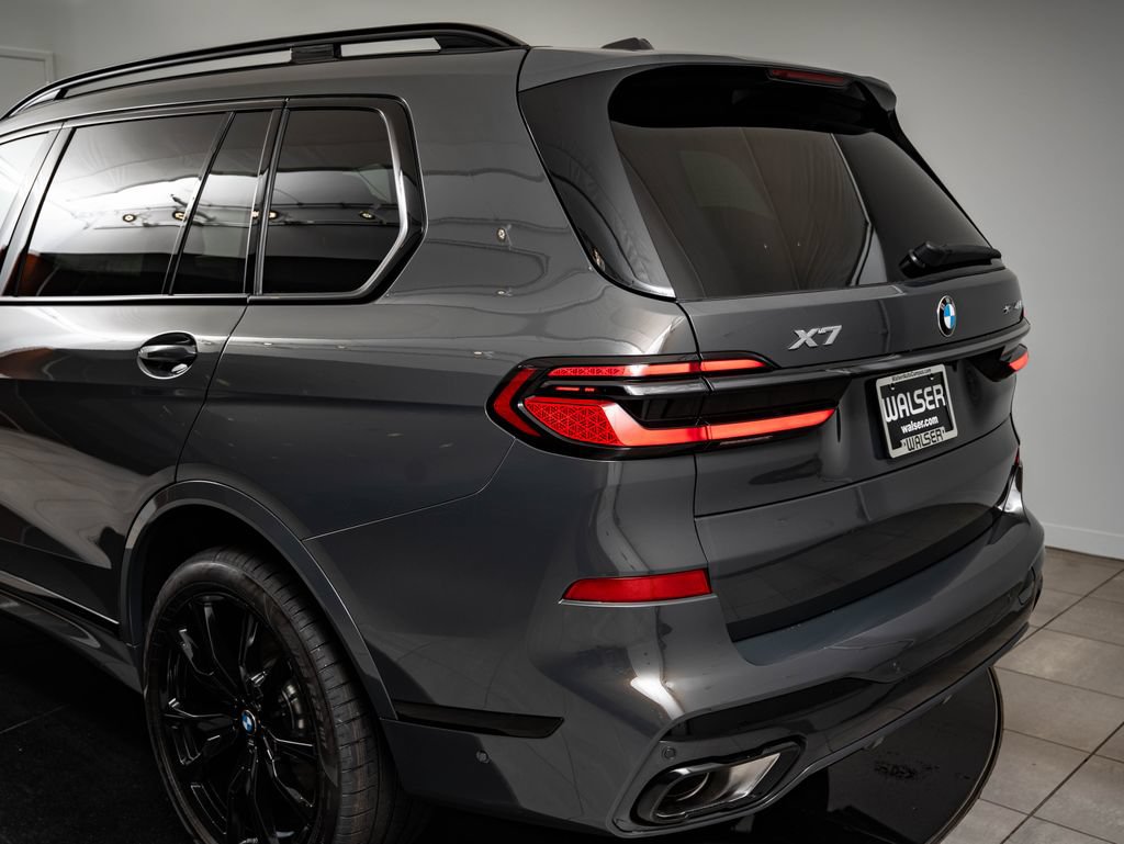 New 2027 BMW X7 xDrive40i w/ M Sport Package AWD/4WD image 19