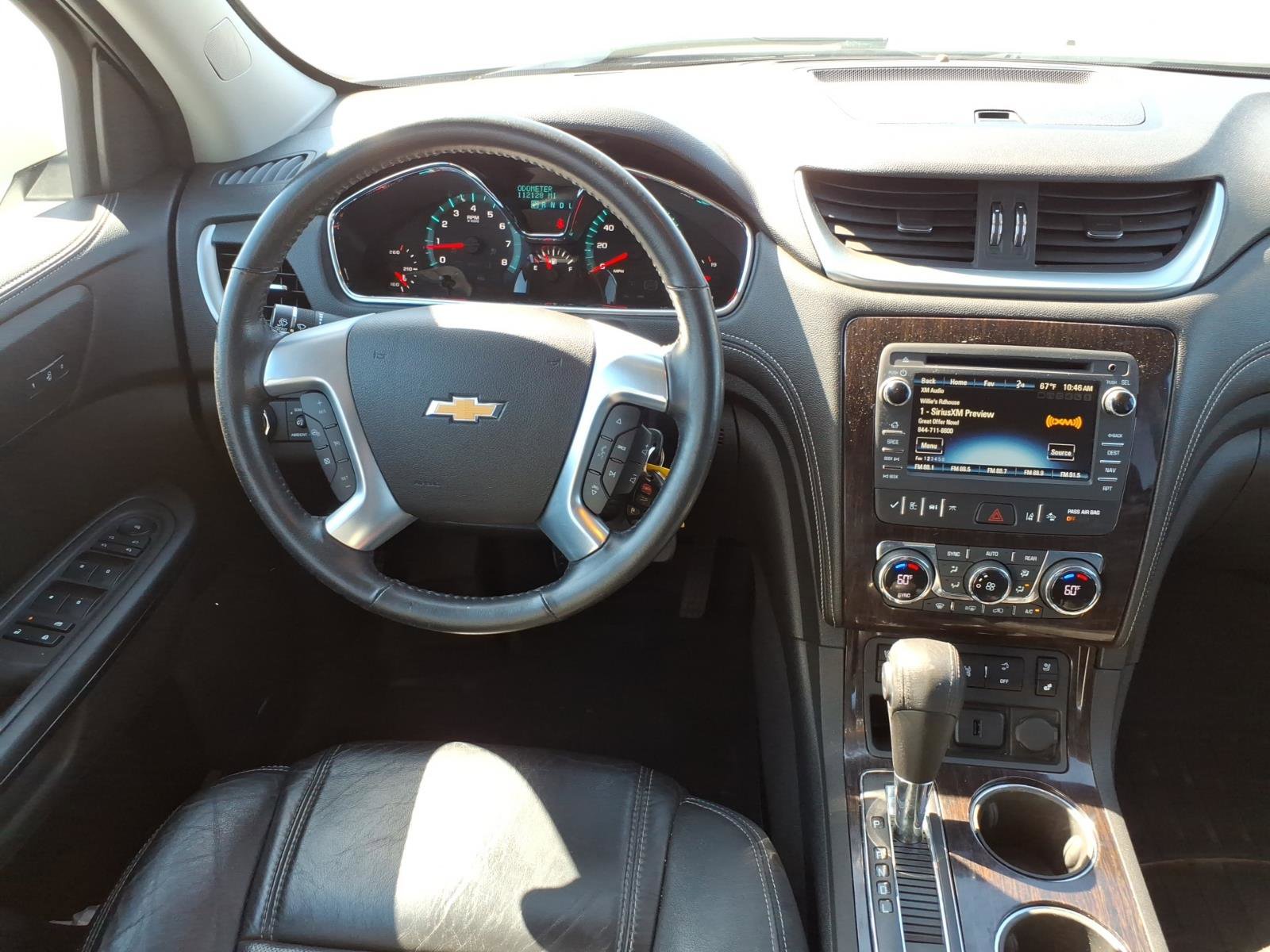 Used 2016 Chevrolet Traverse LTZ AWD/4WD image 17