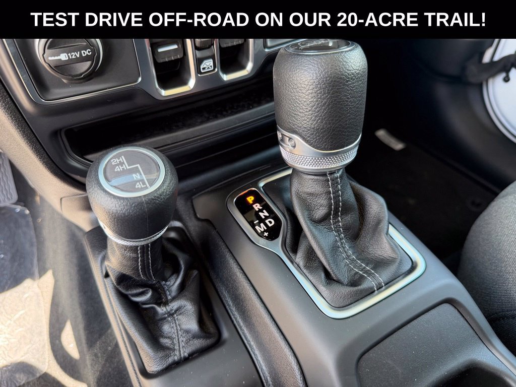 New 2026 Jeep Gladiator Sport AWD/4WD image 18
