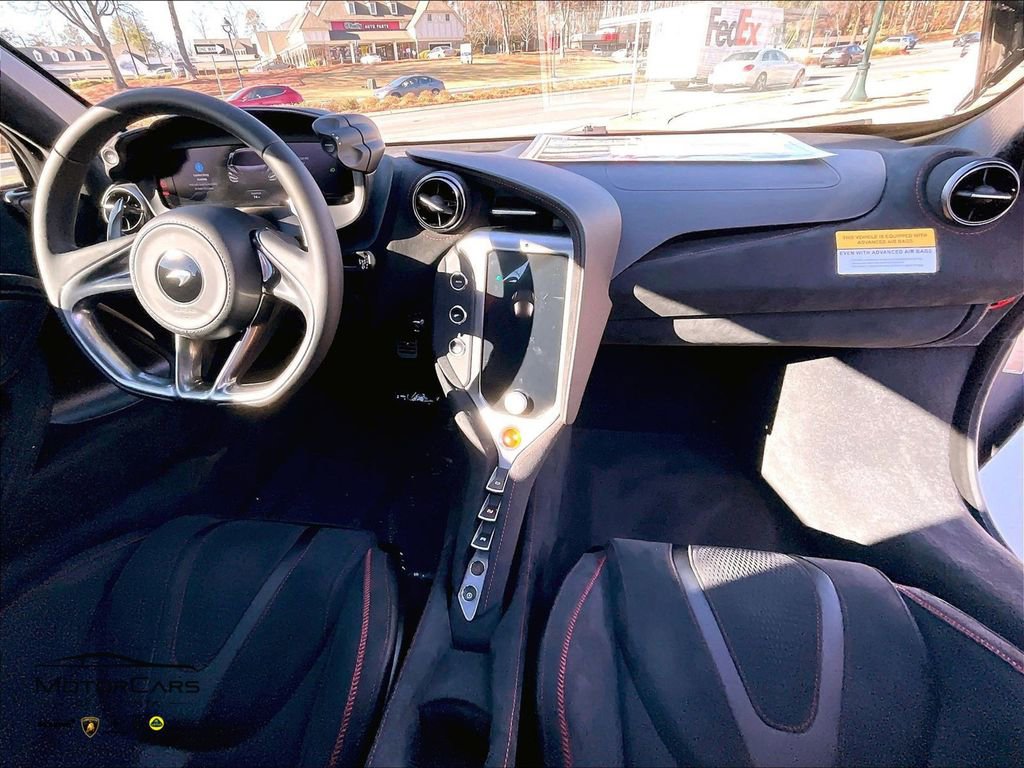 New 2026 McLaren 750S image 5