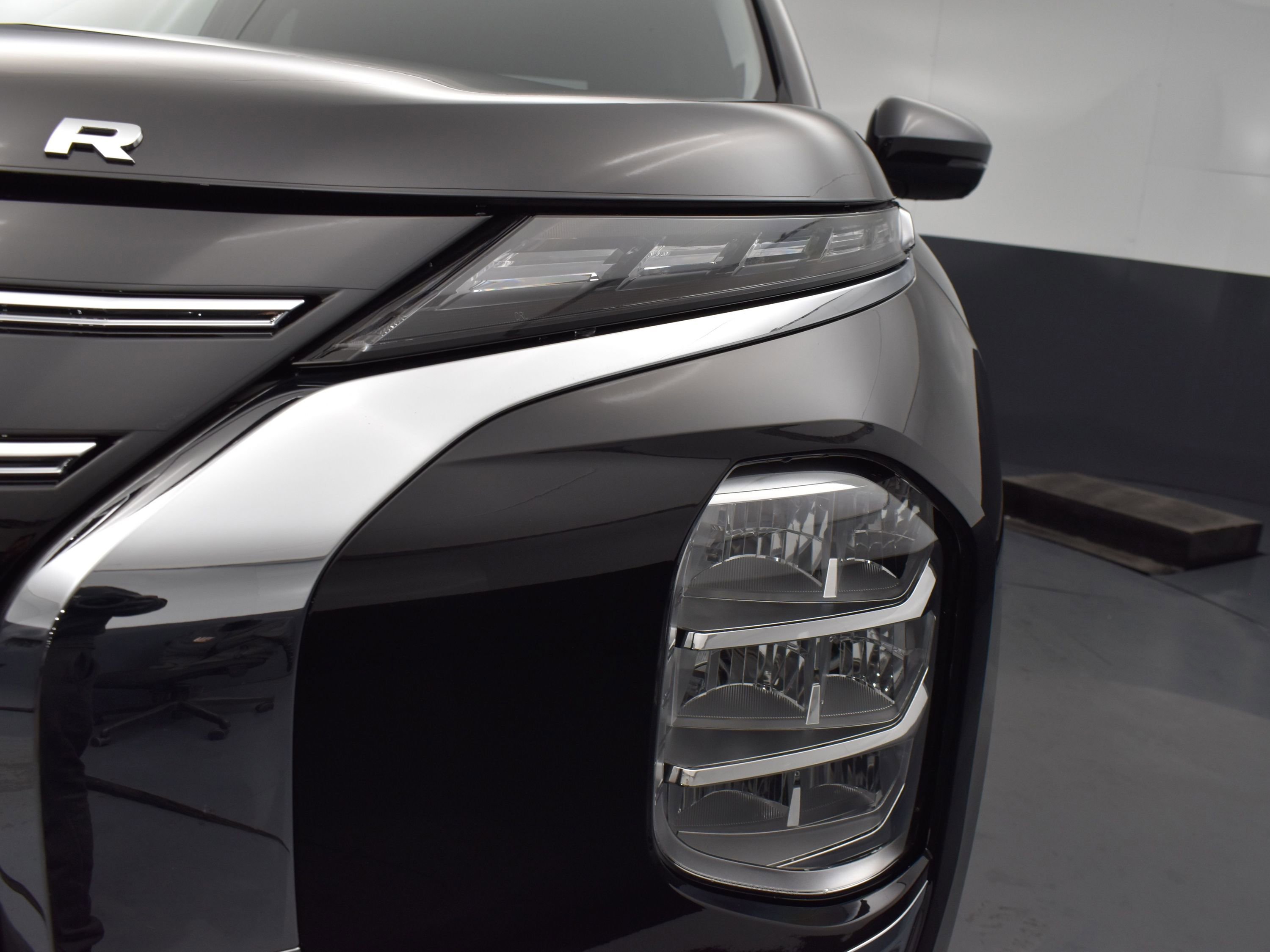 New 2026 Mitsubishi Outlander LE image 5