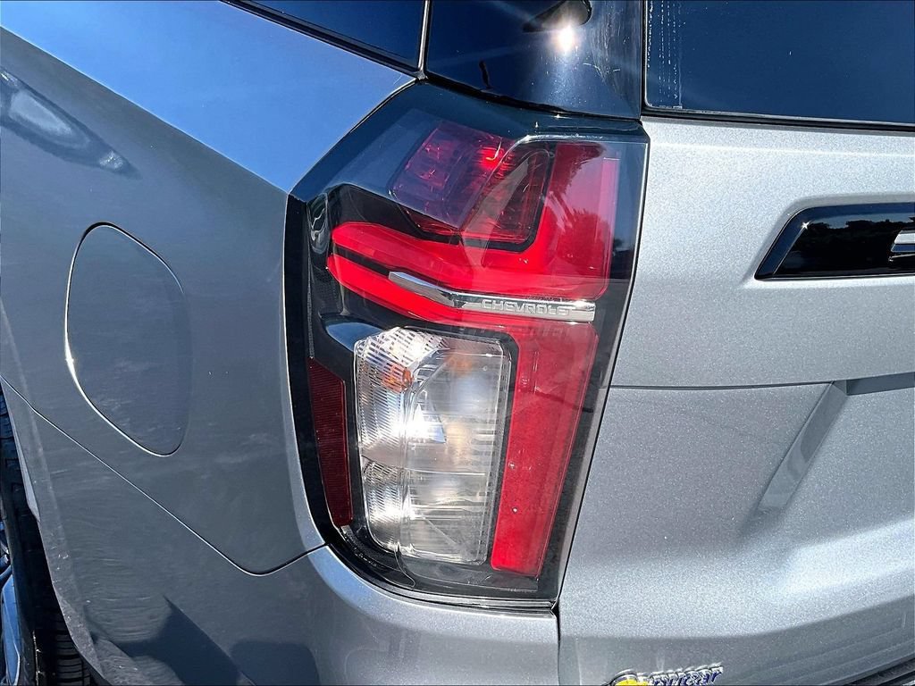 Used 2024 Chevrolet Tahoe Z71 w/ Luxury Package AWD/4WD image 35