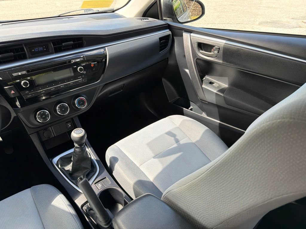 Used 2014 Toyota Corolla L FWD image 20
