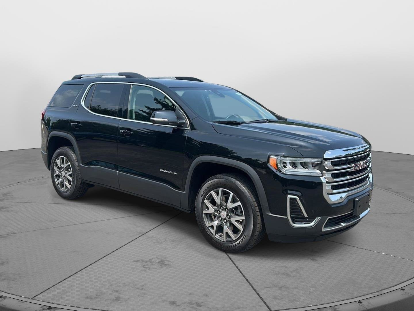 Used 2023 GMC Acadia SLE w/ Driver Convenience Package
