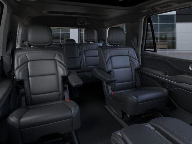 New 2025 Lincoln Navigator Reserve w/ Jet Appearance Package image 11
