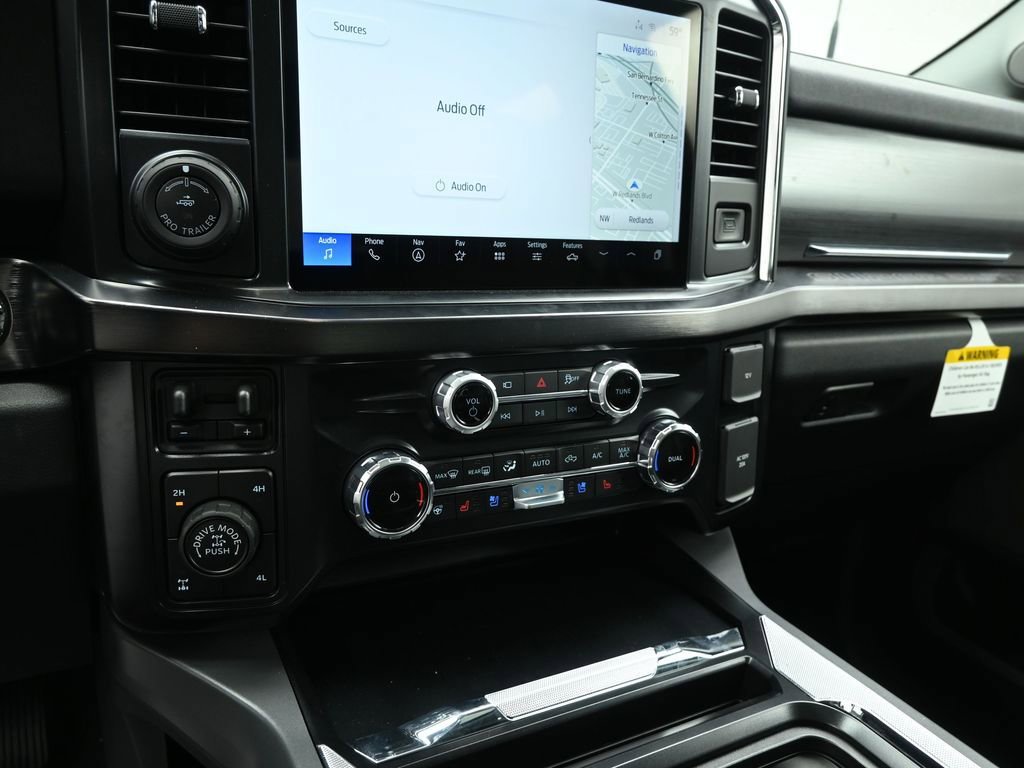 New 2025 Ford F250 Lariat w/ Lariat Ultimate Package image 15