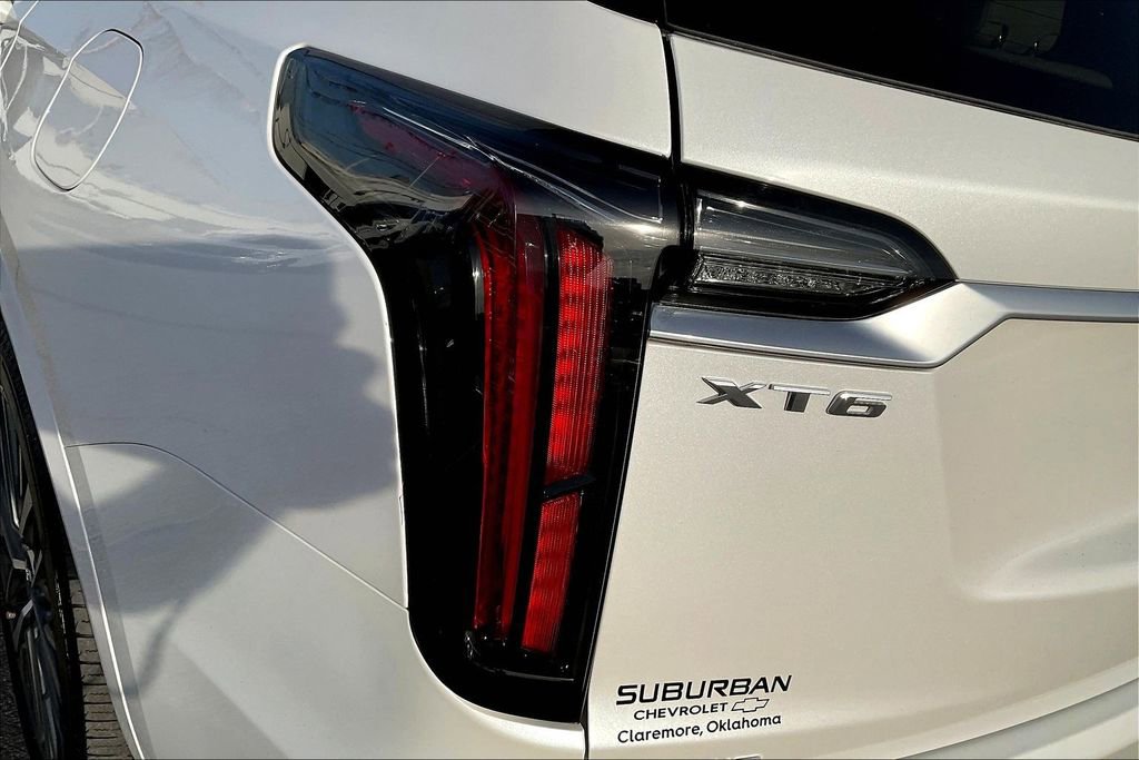 Used 2023 Cadillac XT6 Sport image 33
